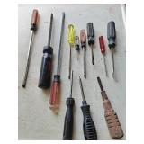 (12) Screwdrivers