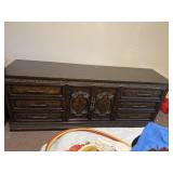 81ï¿½x20ï¿½x32ï¿½ Vintage Triple Dresser Decorative