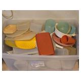 90Qt Tub of Plasticware