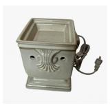 NIB Scentsy Windsor Full Size Warmer