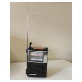 1970s General Electric 7-2929A Portable Radio
