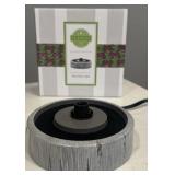 NIB Scentsy brand cement base broad