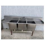 88'x24ï¿½x40.5ï¿½ Stainless steel 3 Compartment Sink