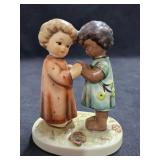 Goebel Hummel 'Friends Together' (Hum 662/0)