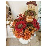 32' Fall Harvest Decor