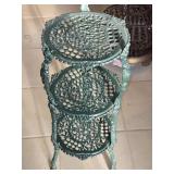 27'ï¿½10' Green Wrought Iron 3/Shelf Plant Stand