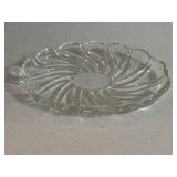 Mikasa Crystal Clear Peppermint Swirl Plate 9.5'
