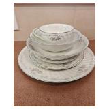 (7pc) Place Setting Porcelain Gold Standard Japan