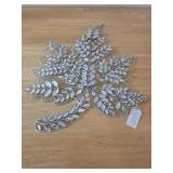 August & Leo Silver Maple Leaf 21x16
