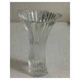 MIKASA 8' Crystal Diamond Fire Curved Ribbed Vase