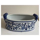 14'x7'x5ï¿½ Blue & White Porcelain Footbath Planter