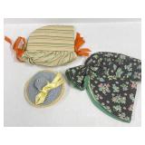 (3) Bonnet Needle Holders