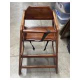 29ï¿½ Tall Commercial Wooden Restaurant High Chair