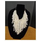 New Chunky Faux Pearl Necklace