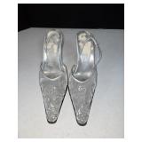 Sz 6.5 Sparkling Silver Slingback Heels feature a