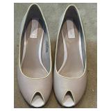 Sz 6.5 Kelly & Katie Peep Toe Wedge Pumps