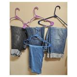 (4) Sz 6 Pairs of Womens Jeans