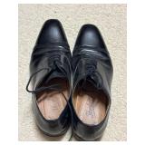 Sz 9 Florsheim Corbetta Cap Toe Oxfords