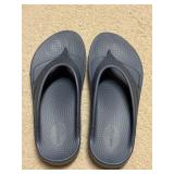 Sz 9 Oofos OOriginal Recovery Sandals