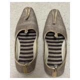 Desi Colour Mens Ethnic Footwear Sherwani Jutti