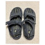 Sz 12 Ozark Trail Sports/Hiking Sandals