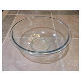 4 QT Pyrex Bowl