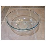 4 QT Pyrex Bowl