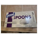 Box of Plastic Spoons + Metallic Plastic Set