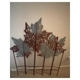 Maple Leaf Steel Yard Stake Panel Set of 5
