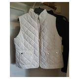 NWT Sz Petite L White Quilted Puffer Vest