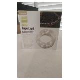 NIB Solar Rope Light 50 LED Lamps 16Ft