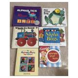 (6) Childrenï¿½s Alphabet Learning Books
