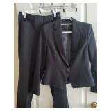 Sz 10P WORTHINGTON Black Blazer and Pants Set