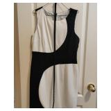 SZ 12 New York Companyï¿½ Black and White
