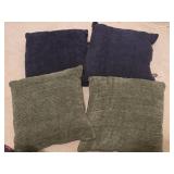 (4) throw pillows