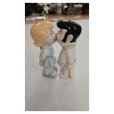 Kissing Elvis & Marilyn Monroe S & P Shakers