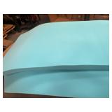 Approx 112x71x2.5" gel foam mattress topper