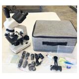 Trinocular Microscope 40X-5000X, Lab Grade