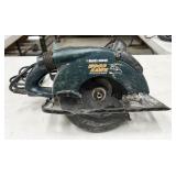 Black & Decker Wood Hawk C2020 6.5" circular saw