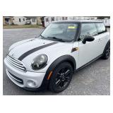 2011 Mini Cooper 2-door hatchback
