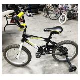 Mantis Burmeister bike, training wheels