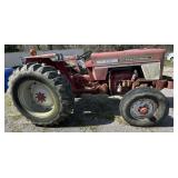 International 574 2WD tractor
