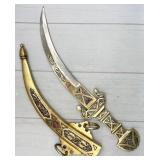 Toledo decorative curved knife with scabbard