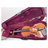 Mendini MV200 violin in case, s#200111502