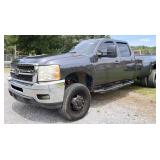 2011 Chevy Silverado 3500 LTZ 4-door Crew Cab 4x4