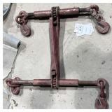 pair chain binders