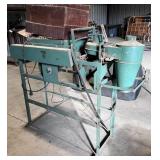 peanut sheller
