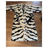 Blanket robe Blanket robe
