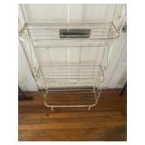 storage shelve/Bakers rack