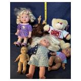 Dolls & plush animals